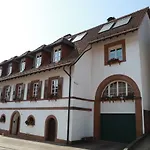 Ries 아파트 Eusserthal